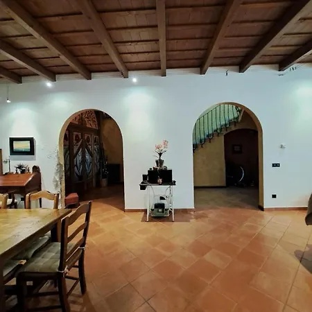 Casa Mundet Villa